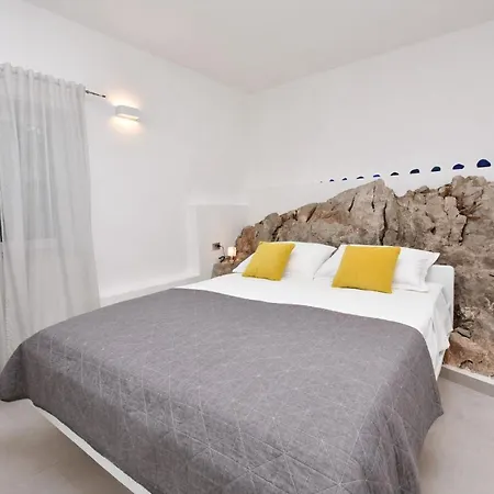 Apartment Uvala *